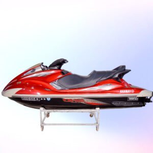 YAMAHA FX 1800 4 STROKE WITH A TROLLEY & DUSK COVER
